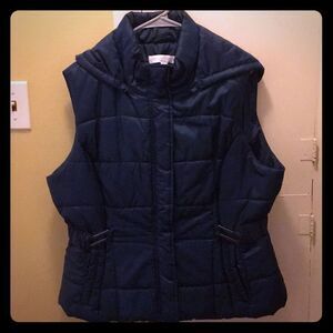New York & Company Puffer Jacket with hood